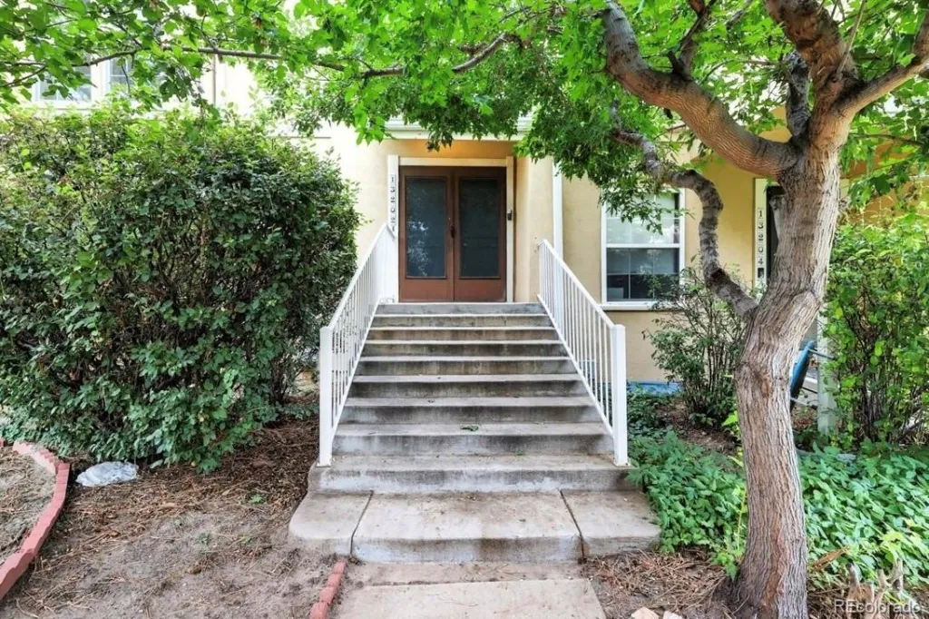 13202 E Linvale Place Aurora CO 80014 MLS #REC5944297 04282026043402 1024 2