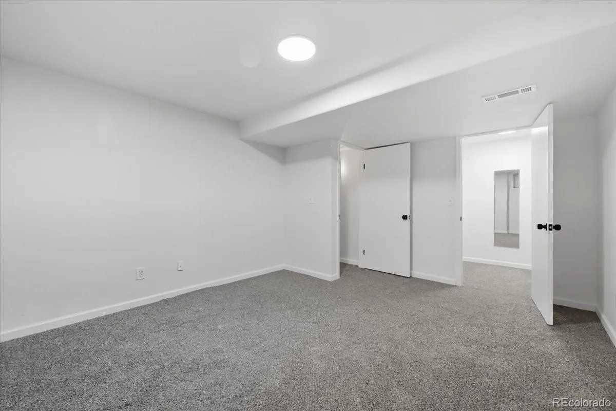 13202 E Linvale Place Aurora CO 80014 MLS #REC5944297 04282026043402 1200 19