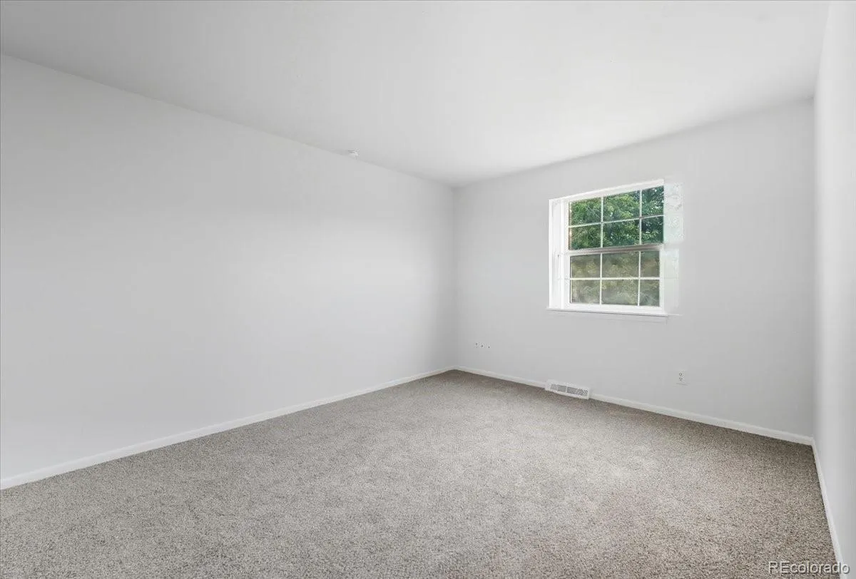 13202 E Linvale Place Aurora CO 80014 MLS #REC5944297 04282026043402 1200 23