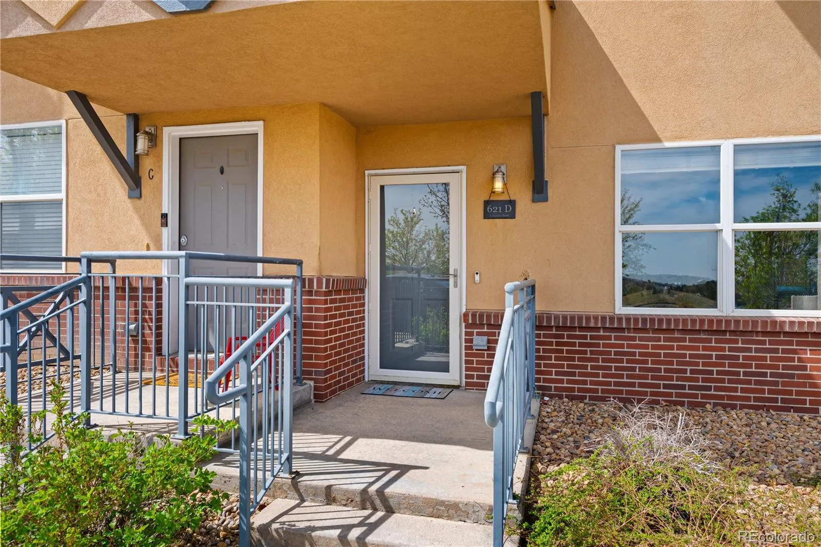 621 S Fairplay Street #D Aurora CO 80012 | MLS #REC5944986 08242026165156 1600 2