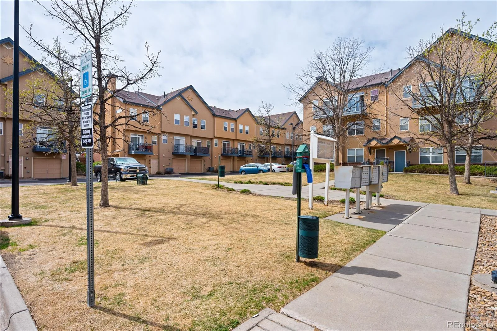 621 S Fairplay Street #D Aurora CO 80012 | MLS #REC5944986 08242026165156 1600 32