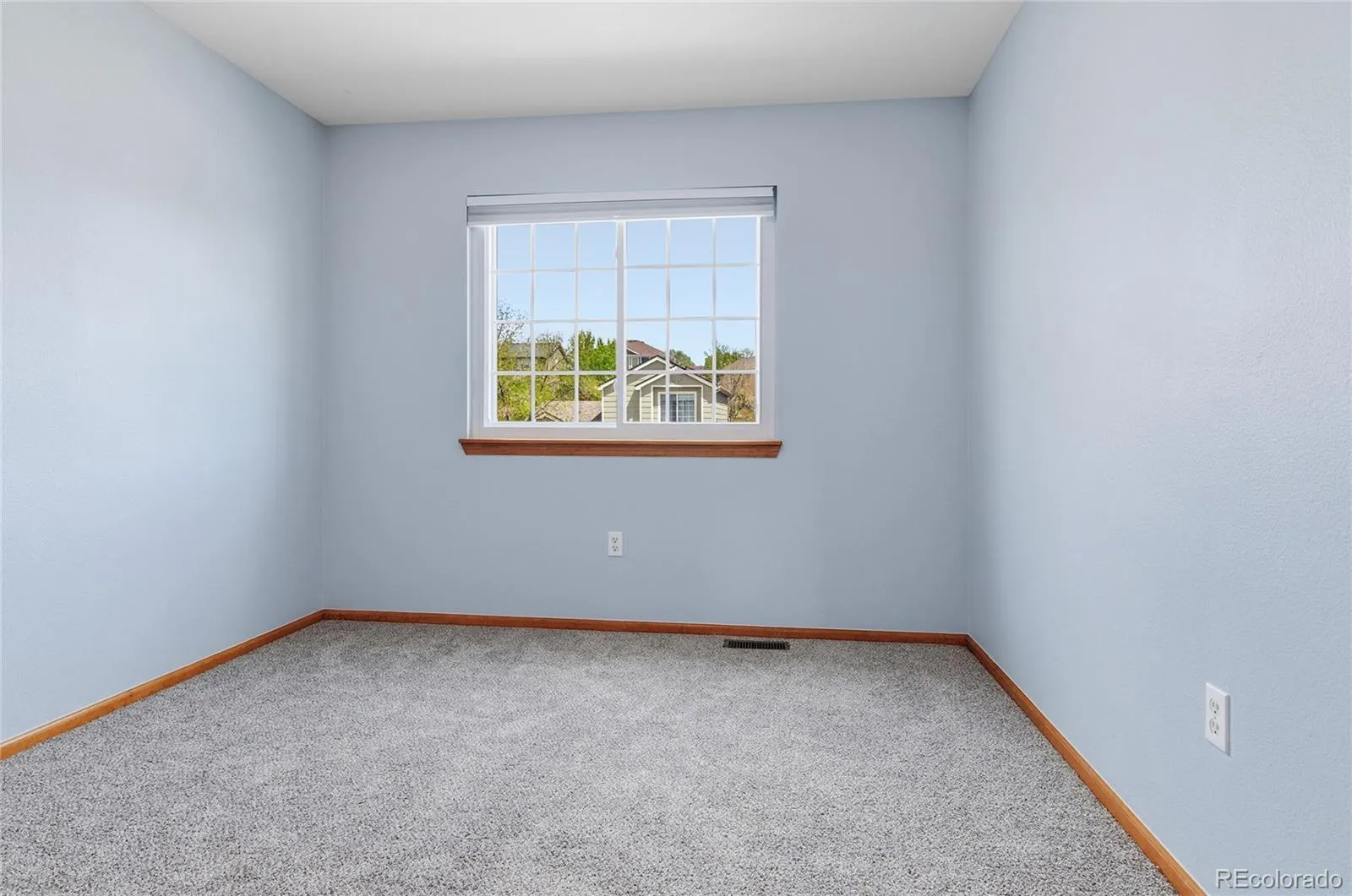 3769 S Lisbon Court Aurora CO 80013 MLS #REC5945022 05082026032150 1600 23