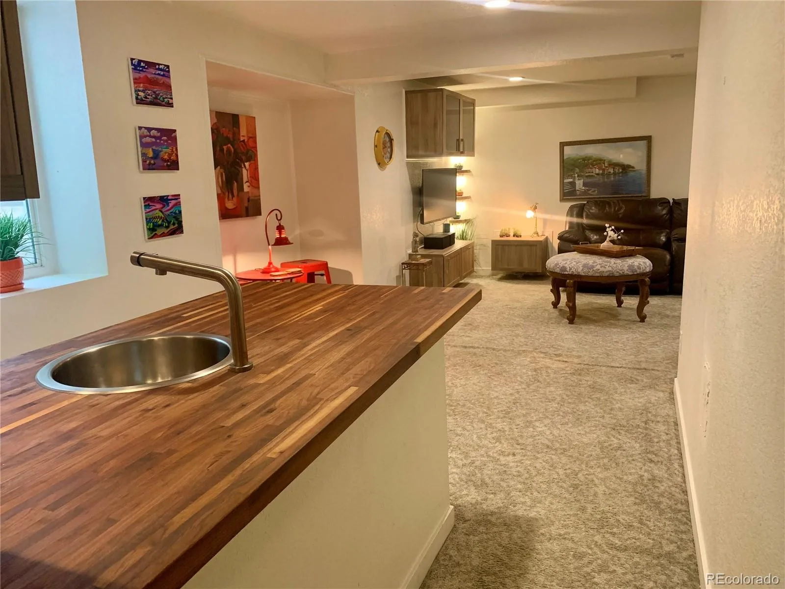 8266 S Logan Court Littleton CO 80122 | MLS #REC5946156 08052026055144 1600 19