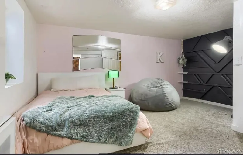 8266 S Logan Court Littleton CO 80122 | MLS #REC5946156 08052026055144 800 22
