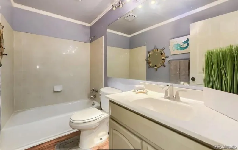 8266 S Logan Court Littleton CO 80122 | MLS #REC5946156 08052026055144 800 24