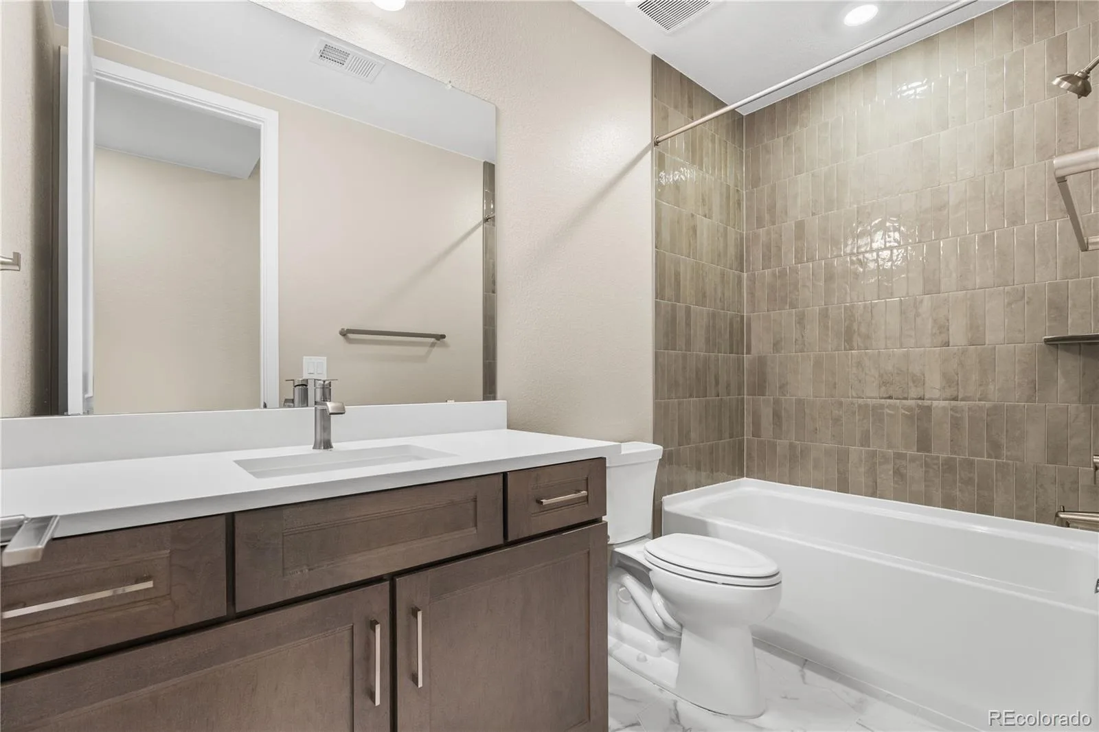 11293 Tenor Trail Lone Tree CO 80134 | MLS #REC5946974 08062026003956 1600 40