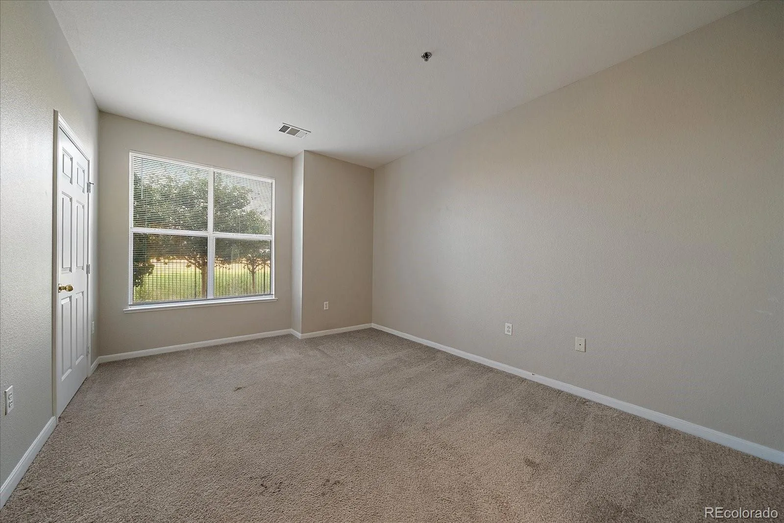 6017 Castlegate Drive #F17 Castle Rock CO 80108 | MLS #REC5948477 07032026161332 1600 20