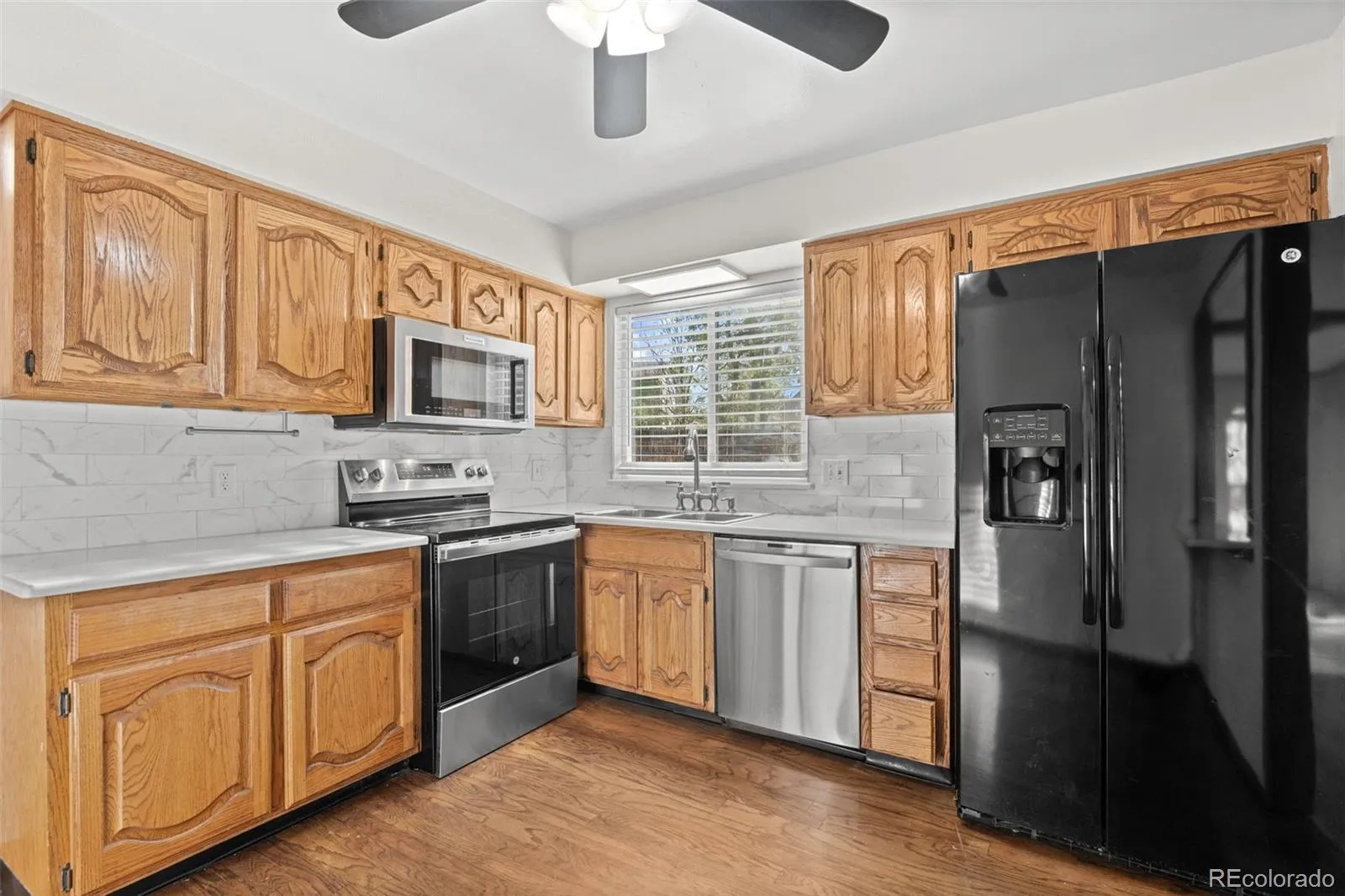 2447 S Evanston Street Aurora CO 80014 MLS #REC5948757 04172026154702 1600 16