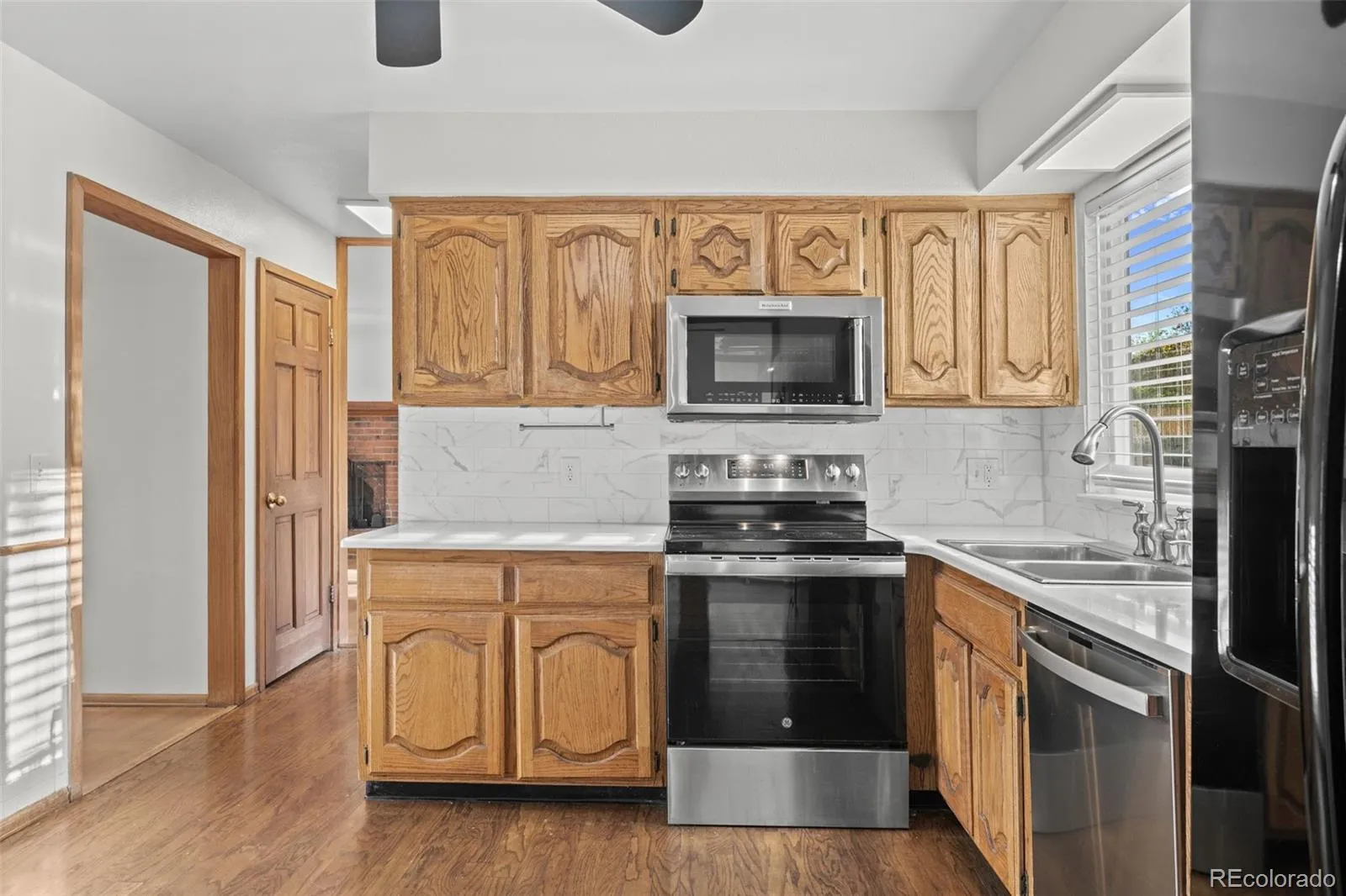 2447 S Evanston Street Aurora CO 80014 MLS #REC5948757 04172026154702 1600 18