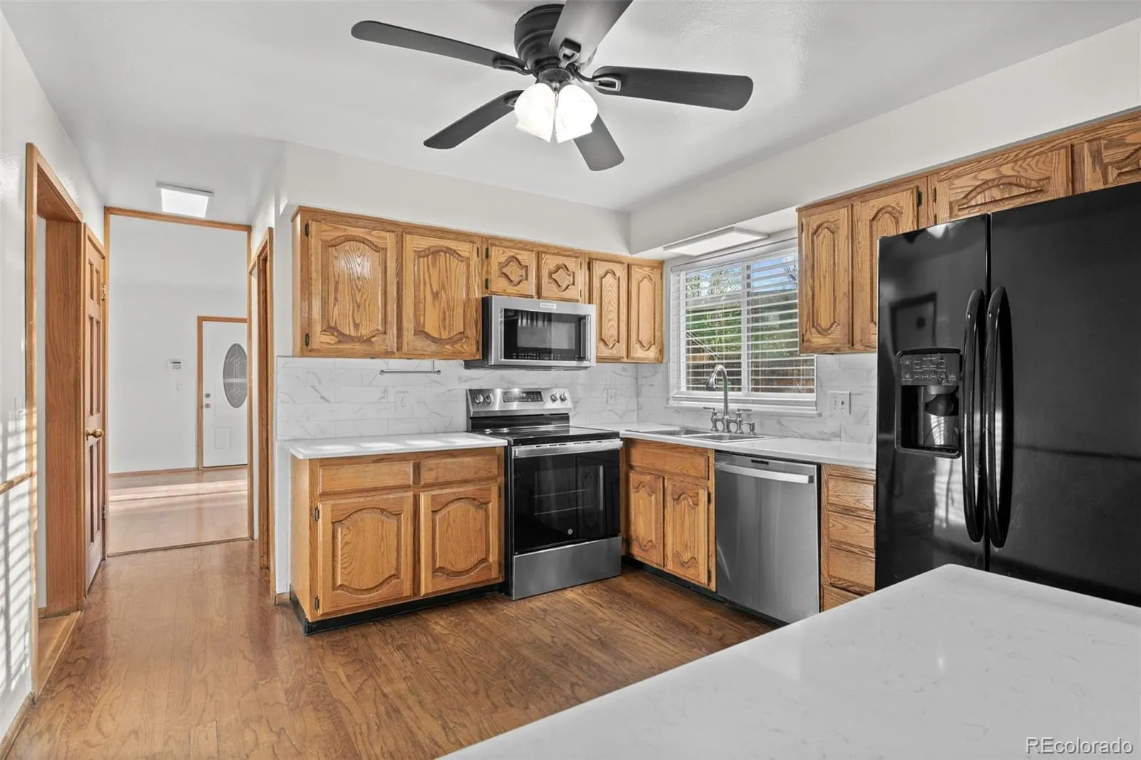 2447 S Evanston Street Aurora CO 80014 MLS #REC5948757 04172026154702 1600 19