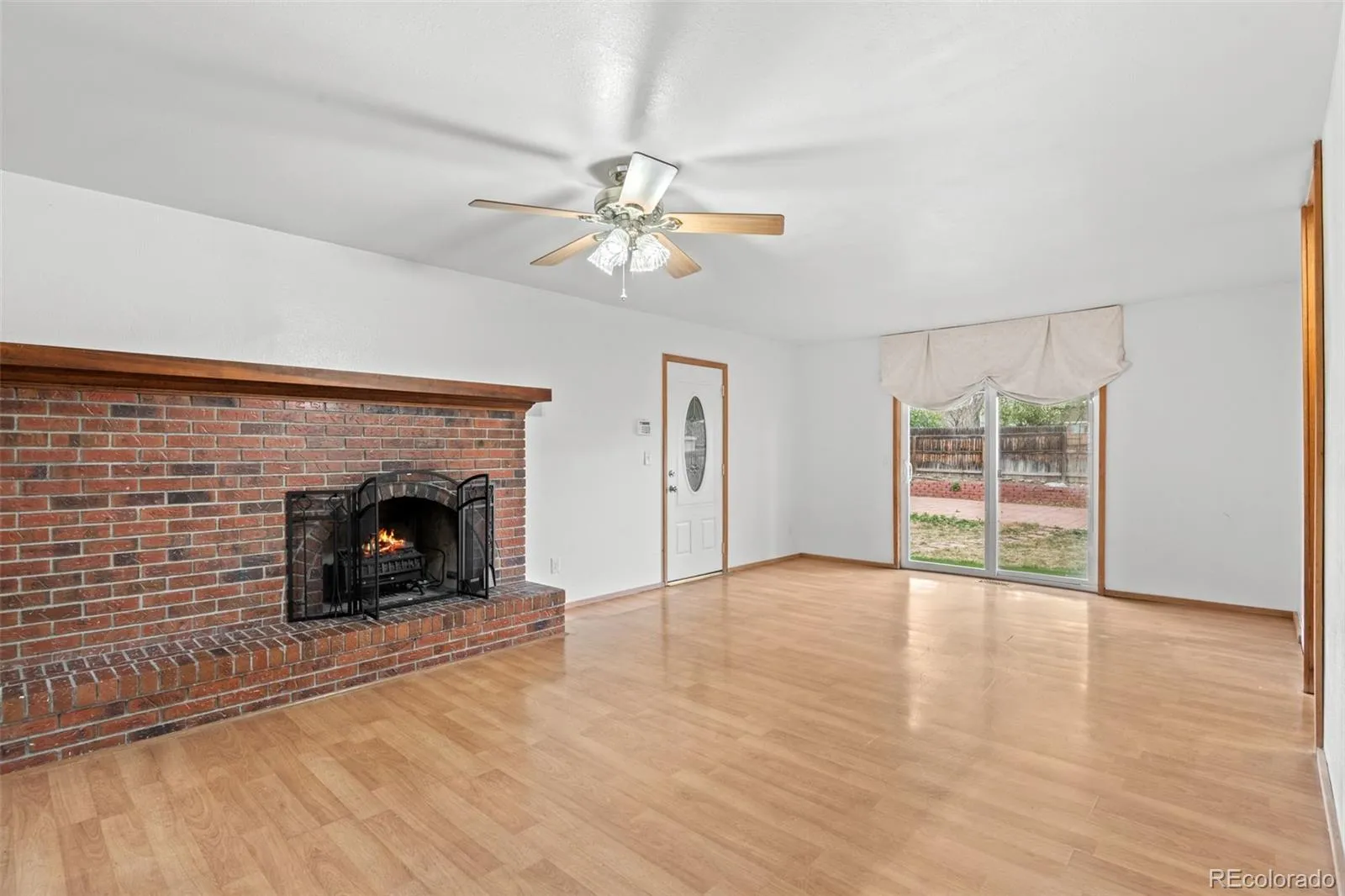 2447 S Evanston Street Aurora CO 80014 MLS #REC5948757 04172026154702 1600 5