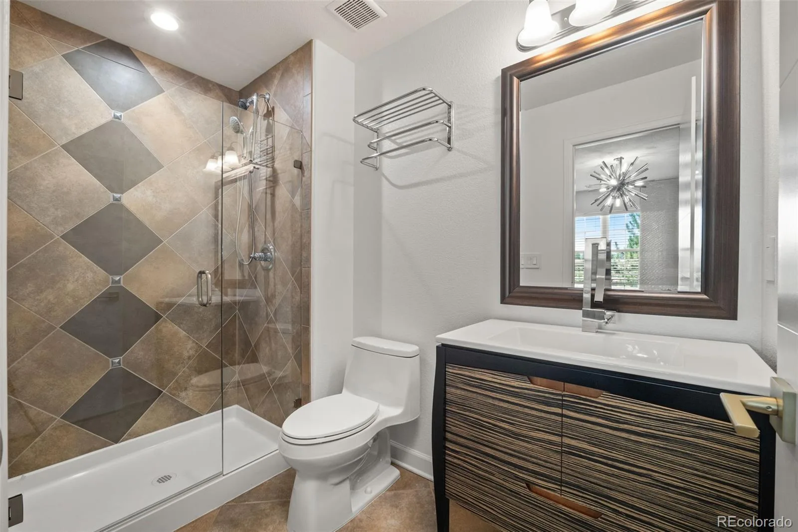 6072 S Paris Street Greenwood Village CO 80111 | MLS #REC5950763 08202026172509 1600 34