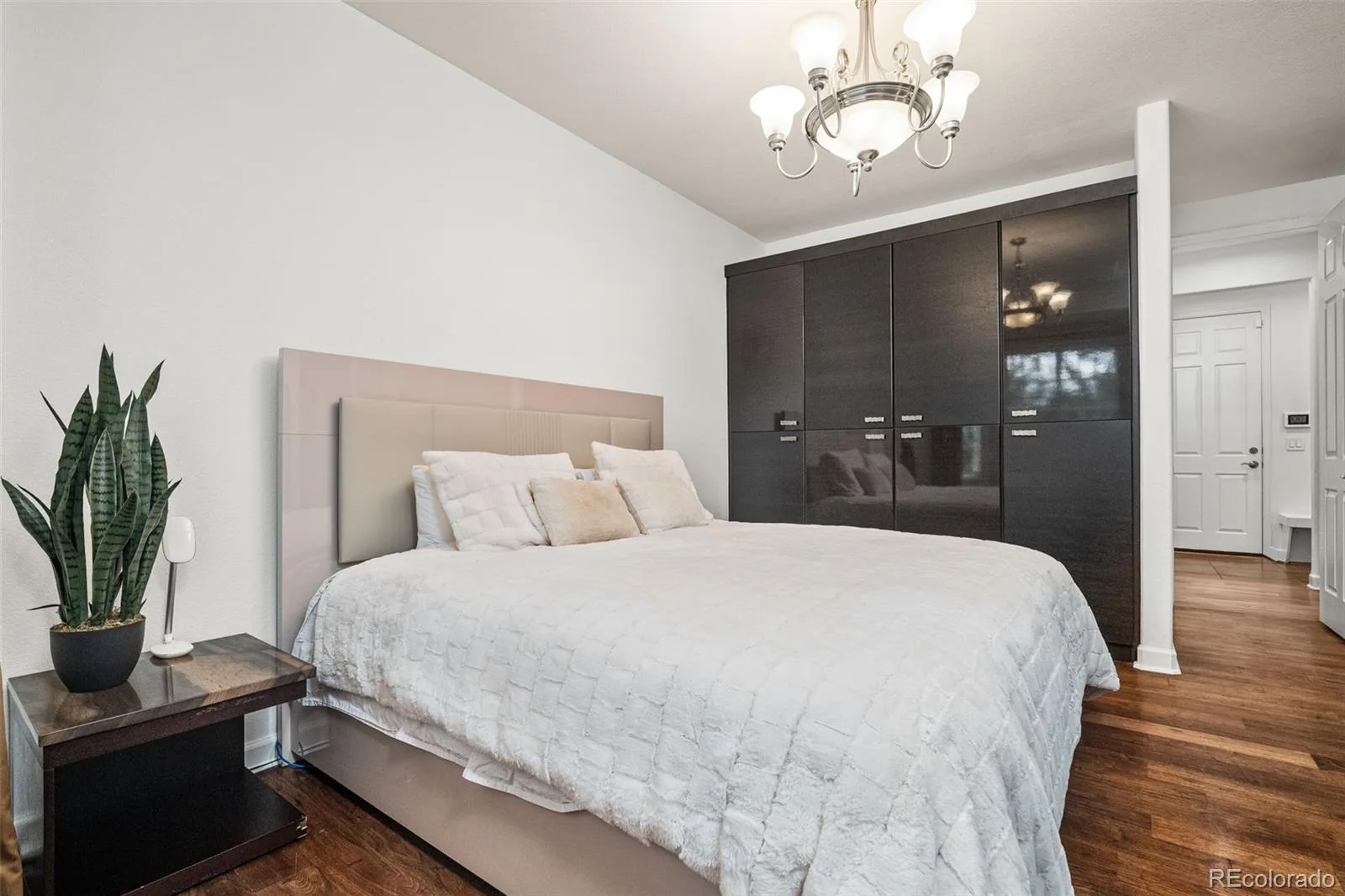 6072 S Paris Street Greenwood Village CO 80111 | MLS #REC5950763 08202026172509 1600 35