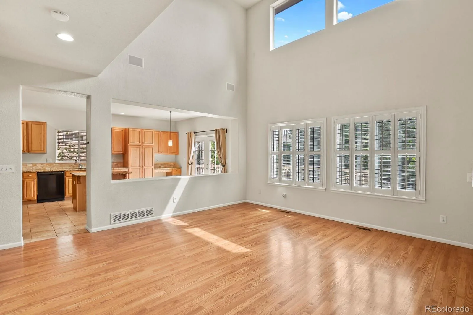 20734 E Peakview Place Aurora CO 80016 MLS #REC5952260 06262026201304 1600 11