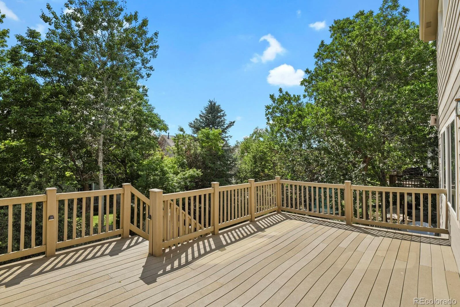 20734 E Peakview Place Aurora CO 80016 MLS #REC5952260 06262026201304 1600 33