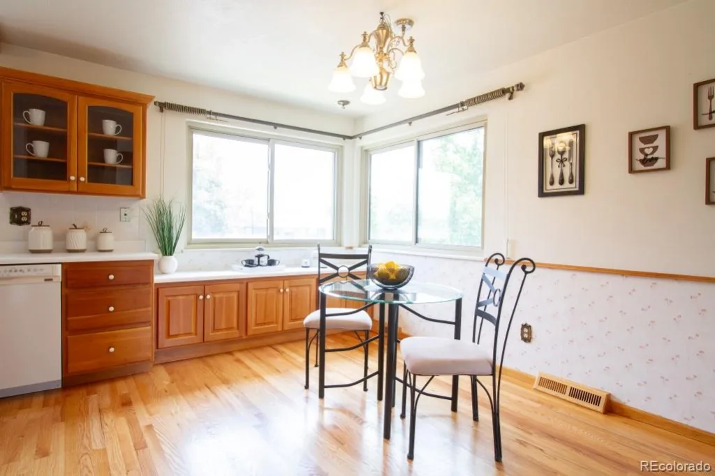 6545 Dover Street Arvada CO 80004 | MLS #REC5952774 08262026233630 1024 10