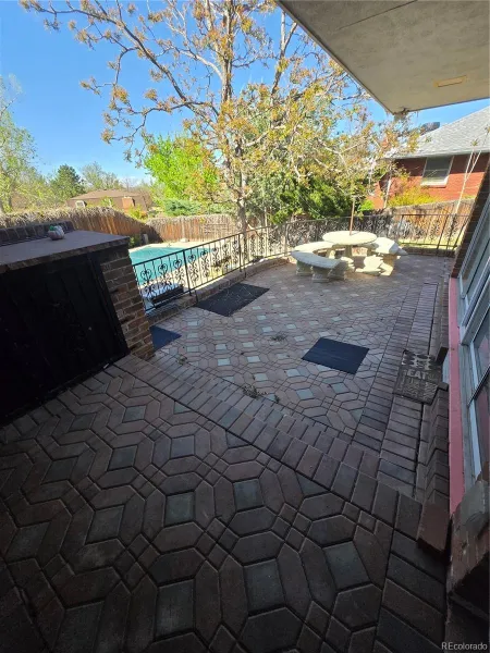 3040 Oak Street Lakewood CO 80215 MLS #REC5953782 04282026043405 800 25