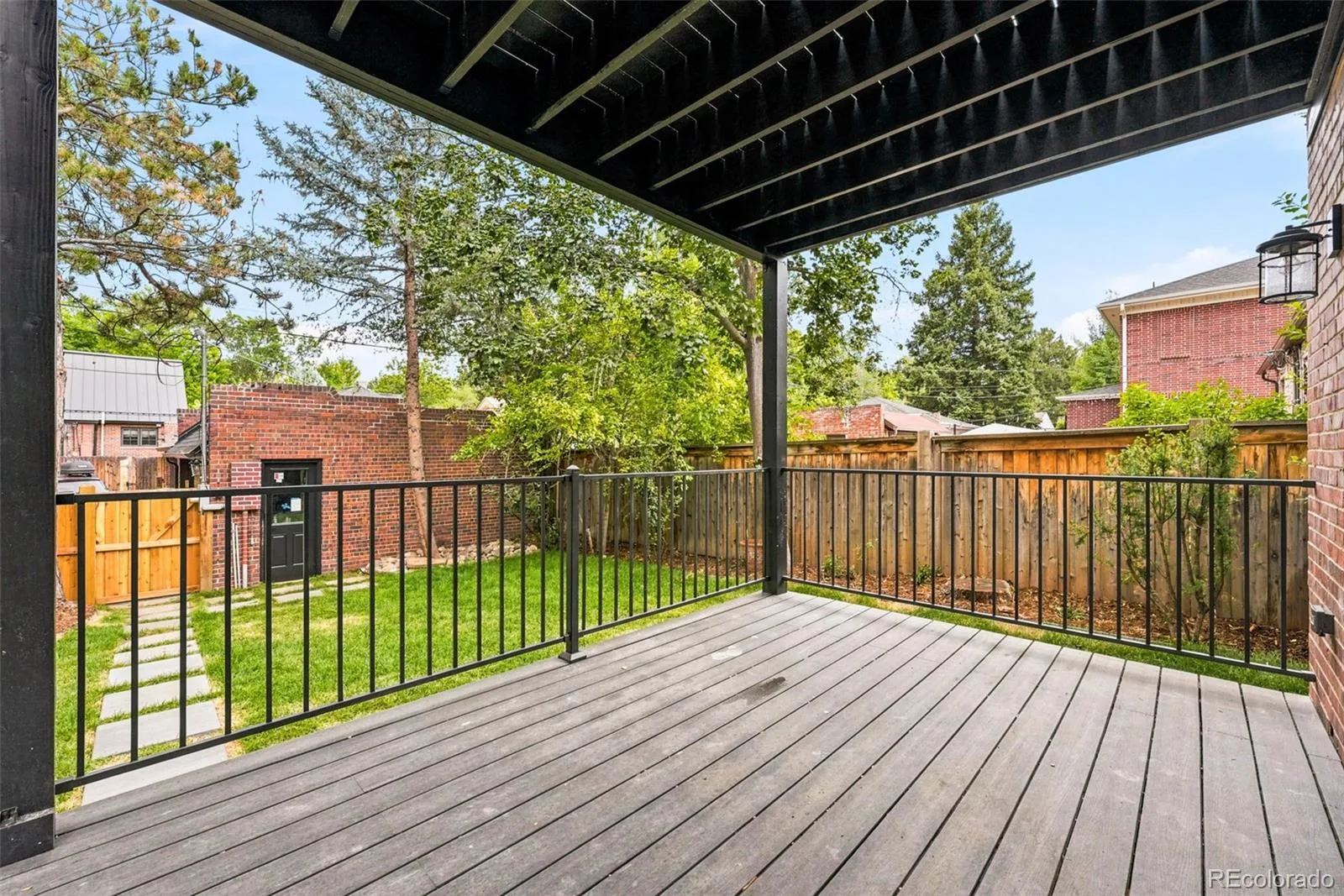 680 Albion Street Denver CO 80220 MLS #REC5954886 07102026011521 1600 35