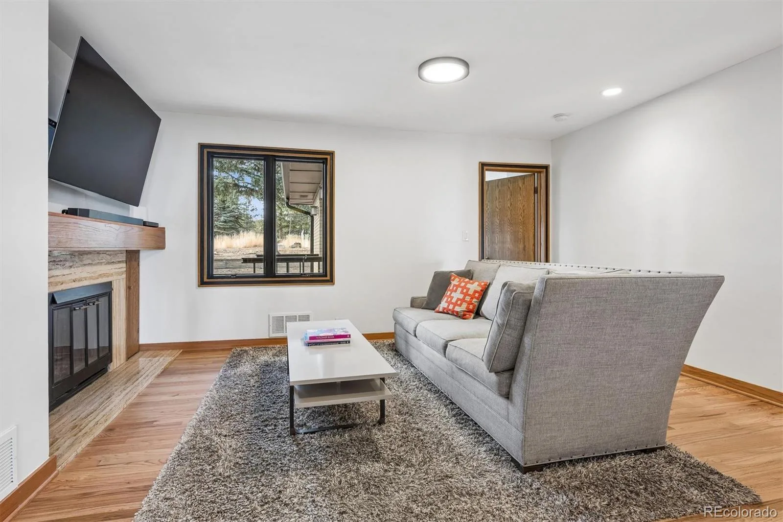 21967 Mountsfield Drive Golden CO 80401 | MLS #REC5956223 08252026170507 1600 22