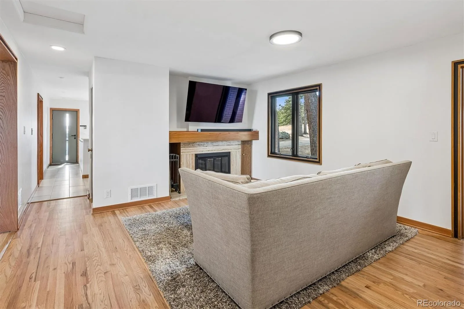 21967 Mountsfield Drive Golden CO 80401 | MLS #REC5956223 08252026170507 1600 23