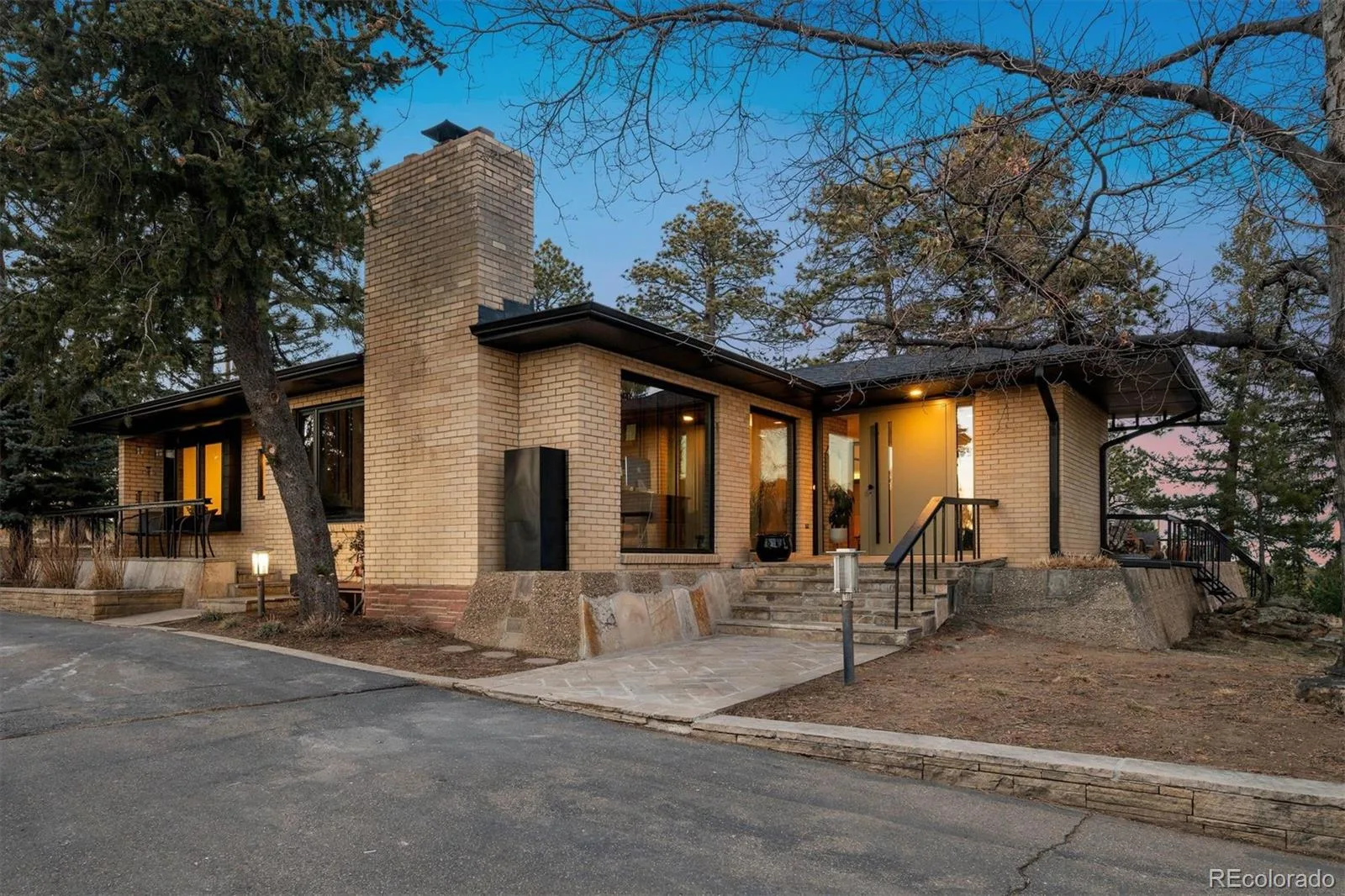 21967 Mountsfield Drive Golden CO 80401 | MLS #REC5956223 08252026170507 1600 33