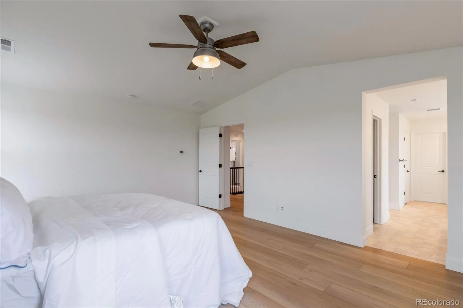 7029 W Warren Avenue Denver CO 80227 MLS #REC5957481 06112026172021 1600 22
