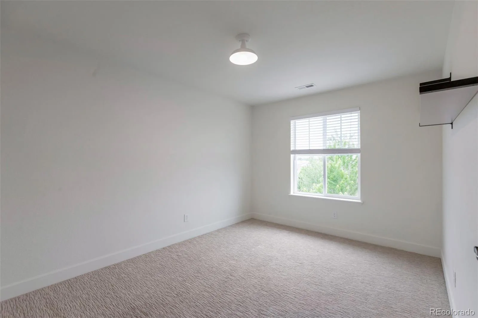 7029 W Warren Avenue Denver CO 80227 MLS #REC5957481 06112026172021 1600 29