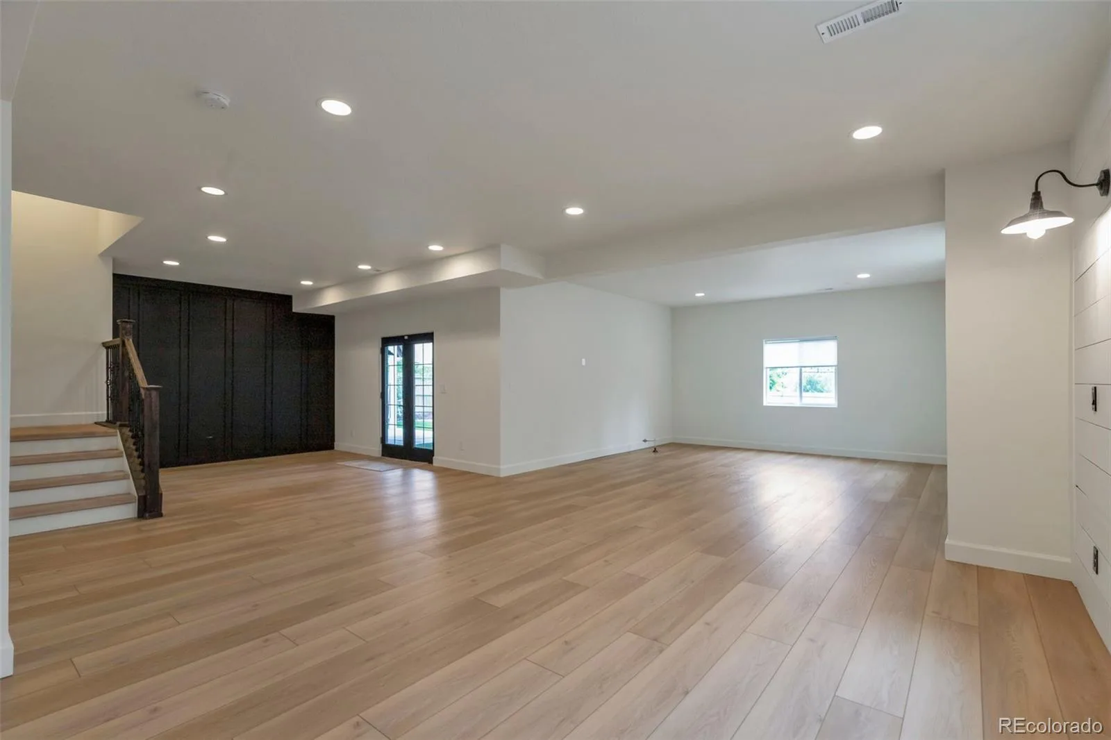 7029 W Warren Avenue Denver CO 80227 MLS #REC5957481 06112026172021 1600 41
