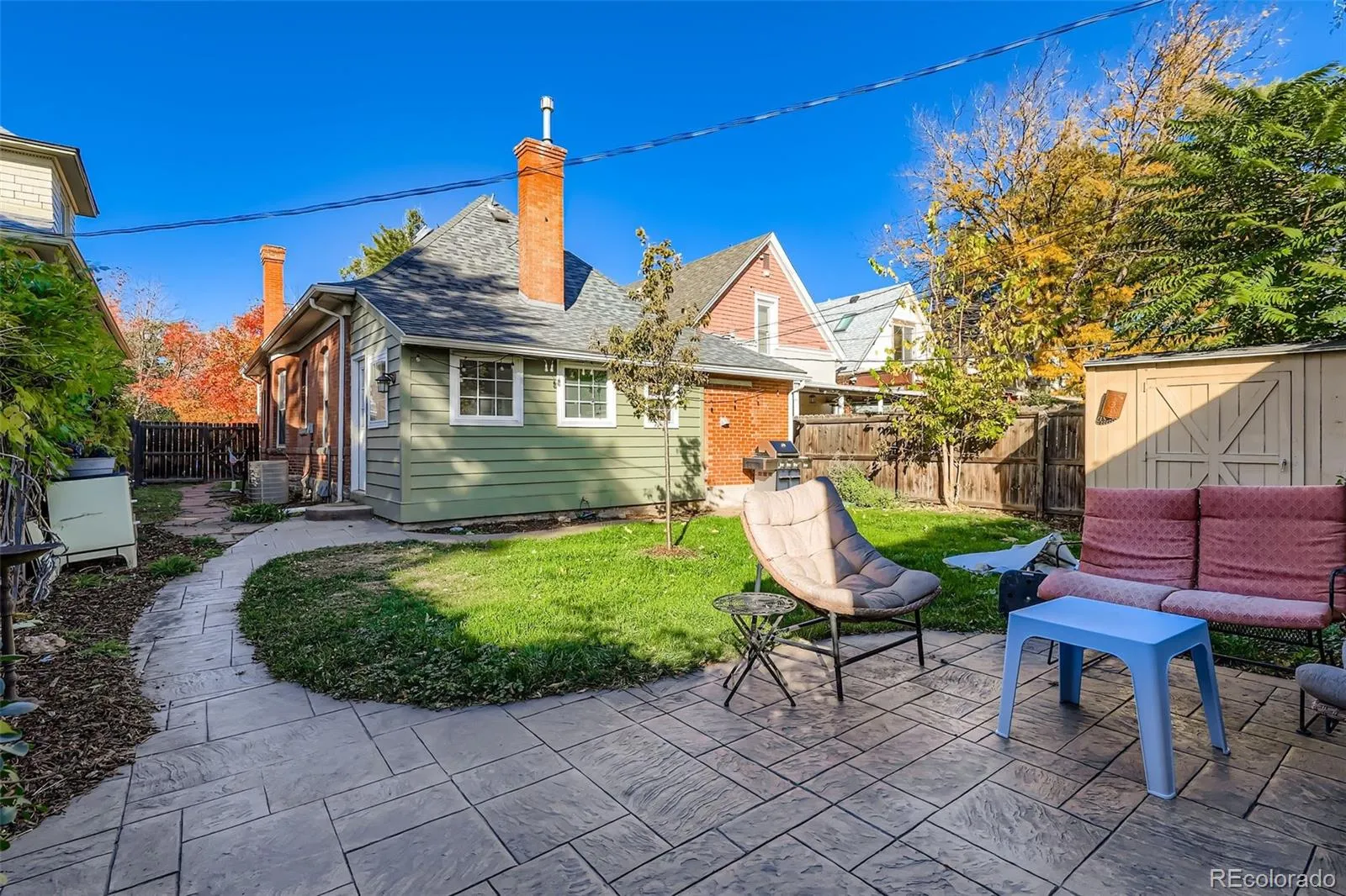 04082026230627 1600 16