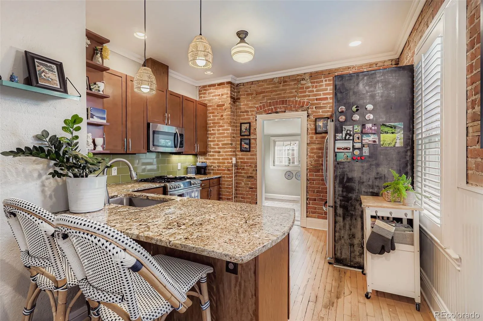 04082026230627 1600 7