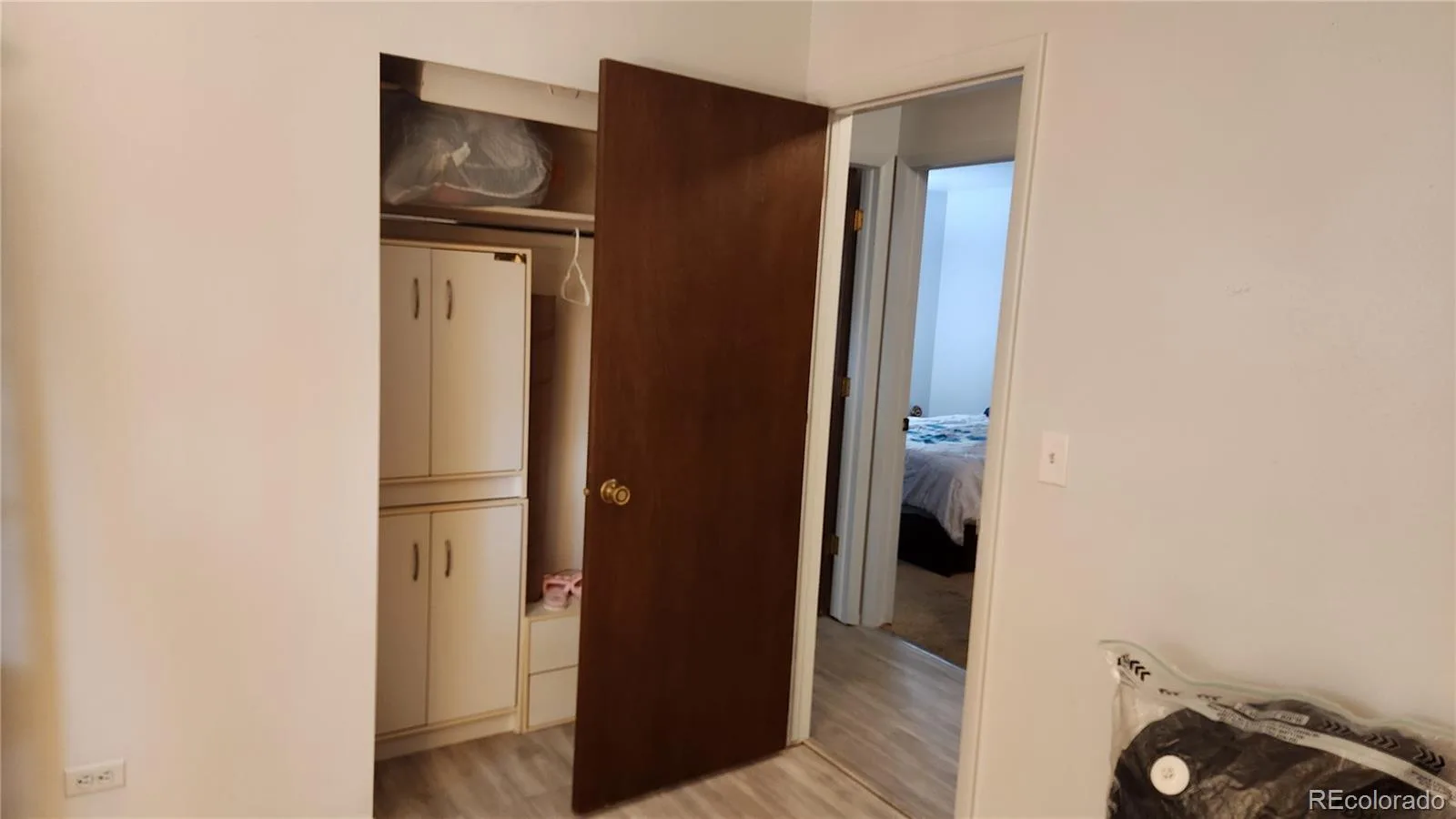 2557 S Dover Street #28 Lakewood CO 80227 | MLS #REC5958199 09222026112534 1600 35
