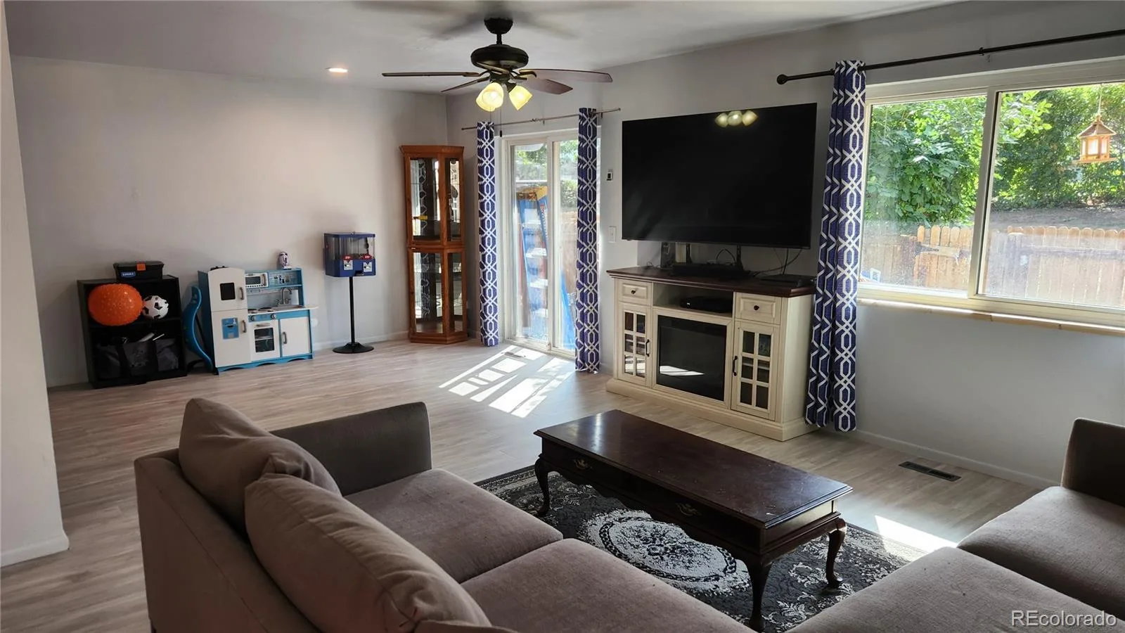 2557 S Dover Street #28 Lakewood CO 80227 | MLS #REC5958199 09222026112534 1600 6