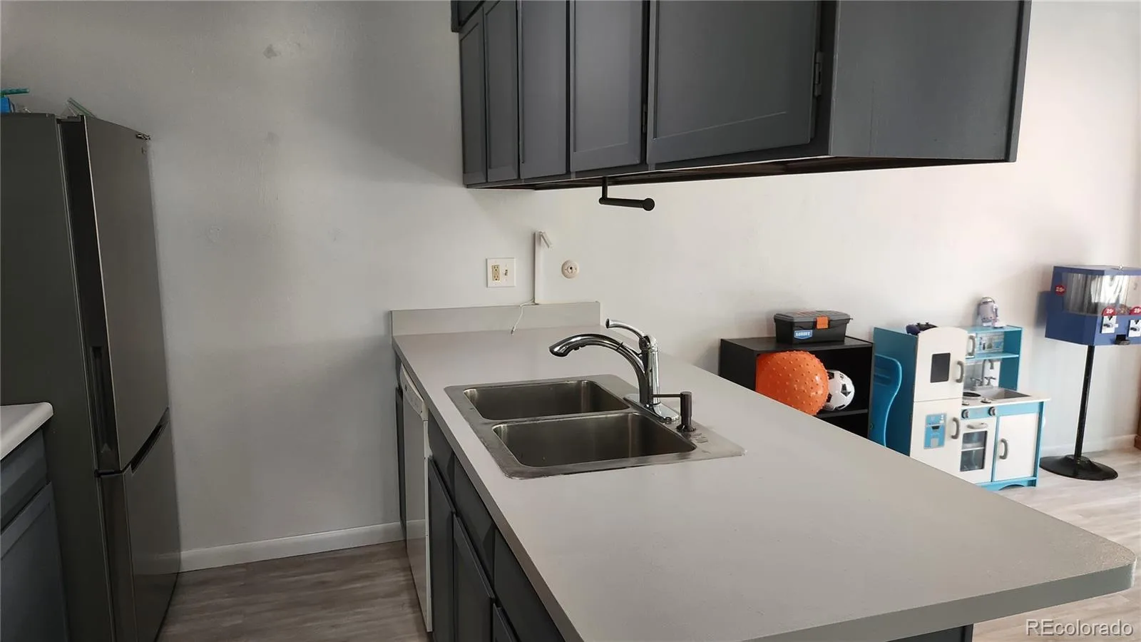 2557 S Dover Street #28 Lakewood CO 80227 | MLS #REC5958199 09222026112534 1600 9