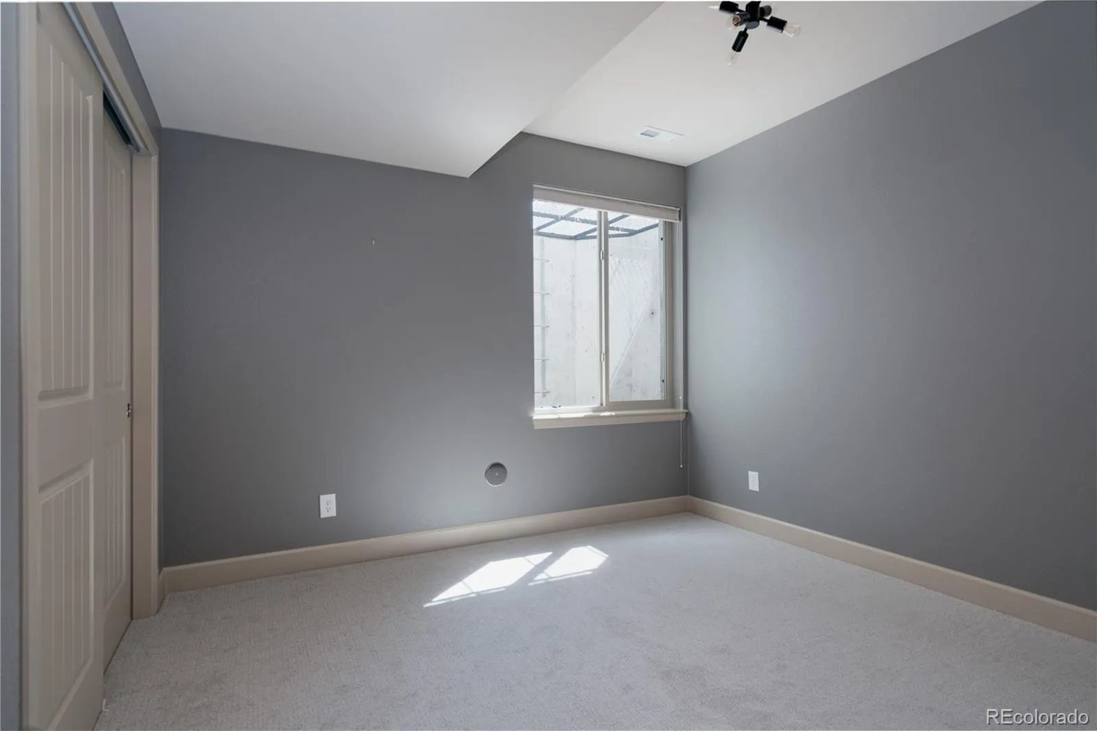 04072026235505 1600 38