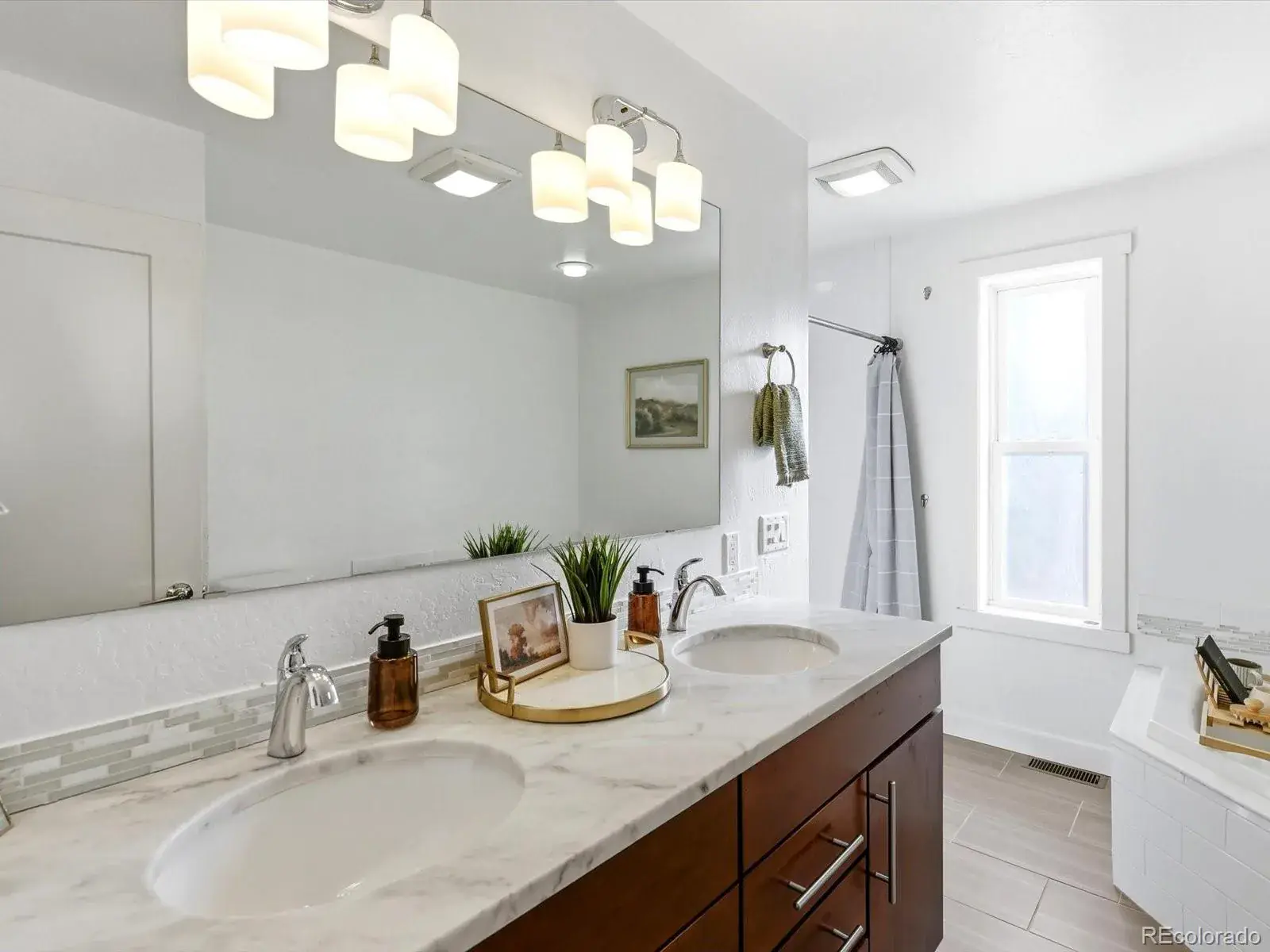 01242026013107 1600 24