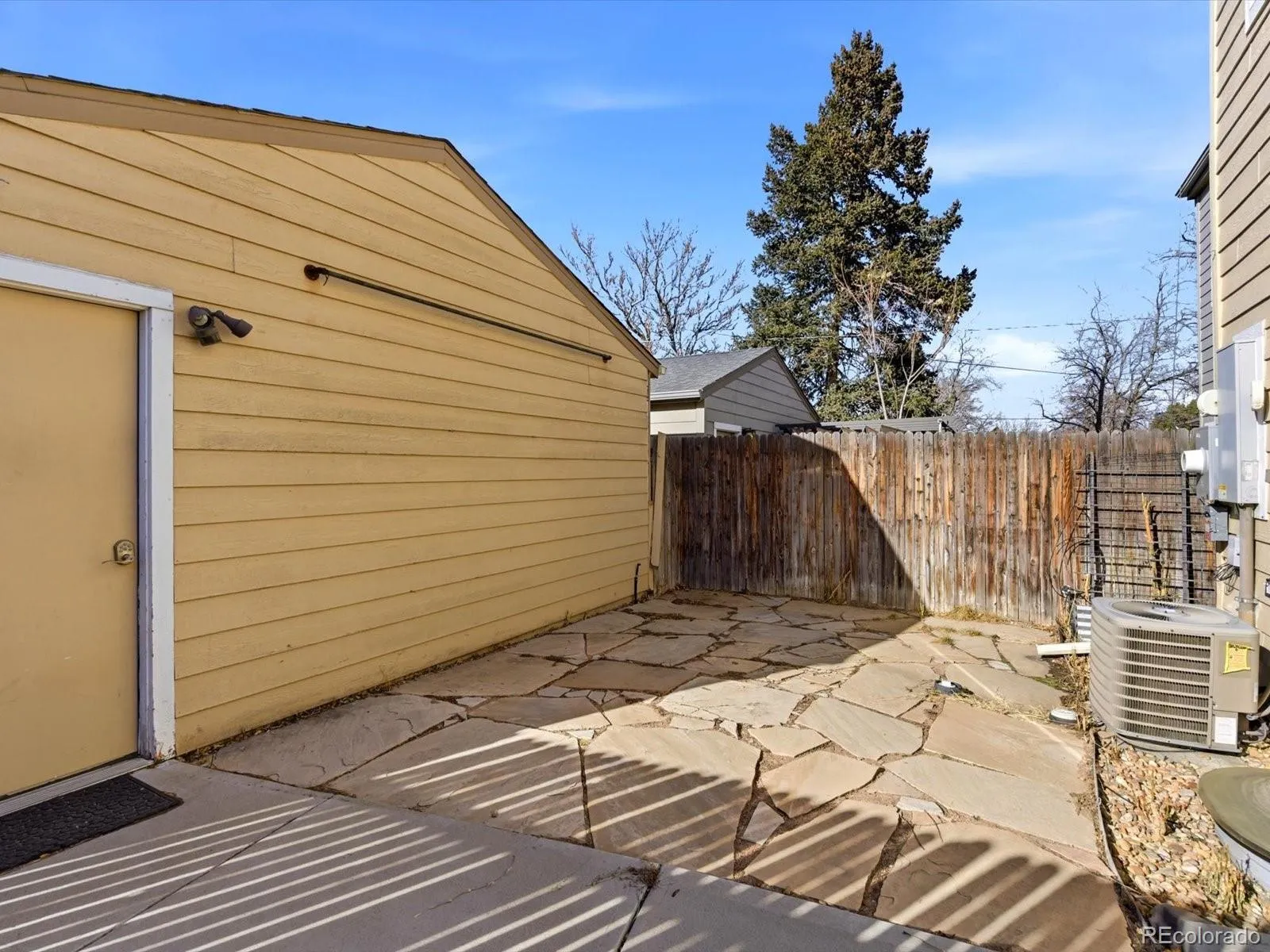 3323 N Clayton Street Denver CO 80205 MLS #REC5961391 04232026172222 1600 38