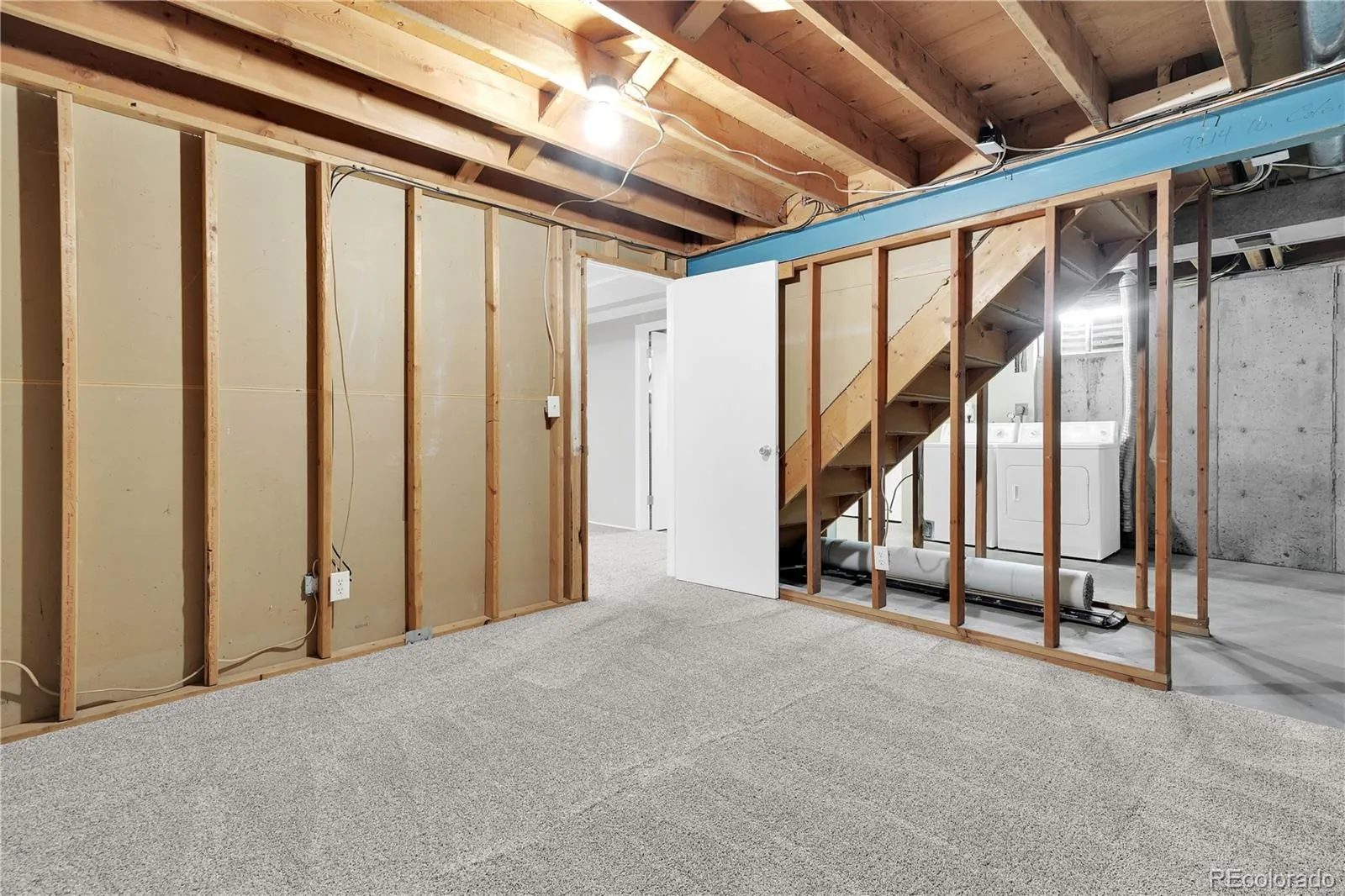 04182026181822 1600 28