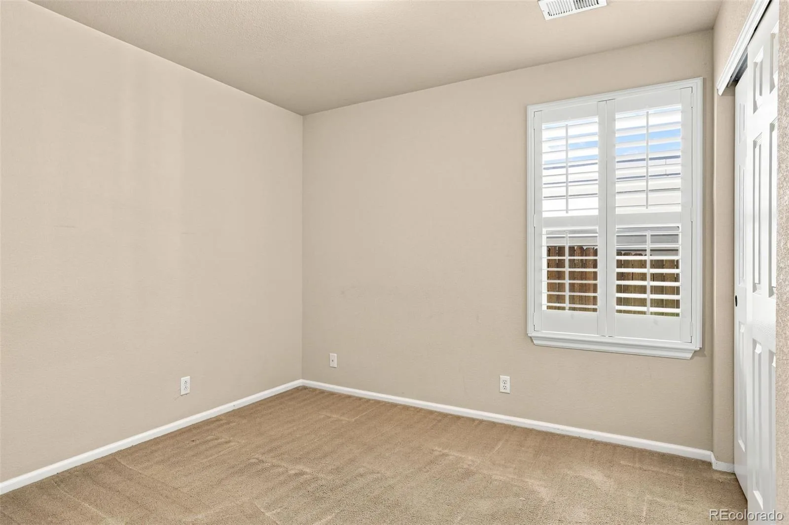 5526 Lewiston Street Denver CO 80239 | MLS #REC5963639 08172026050538 1600 16