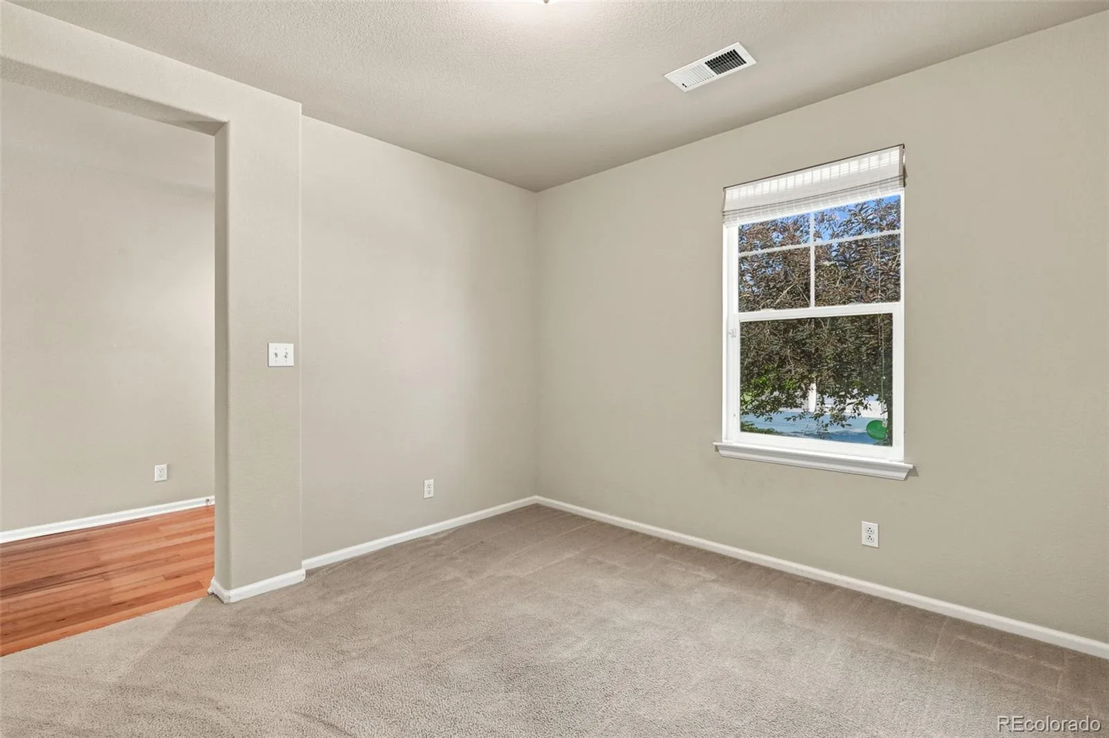 5526 Lewiston Street Denver CO 80239 | MLS #REC5963639 08172026050538 1600 20