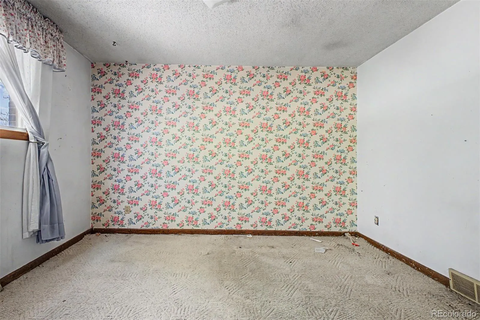 1600 Northwestern Road Longmont CO 80503 MLS #REC5965403 04292026205638 1600 18