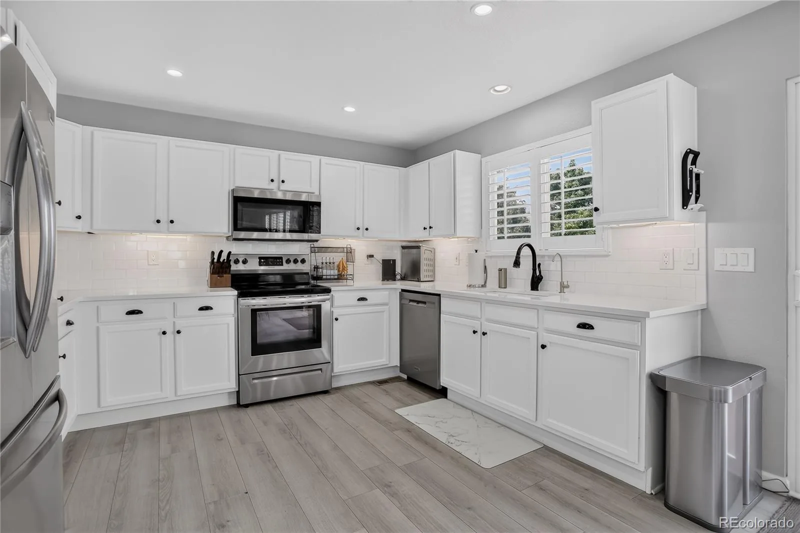9576 High Cliffe Street Littleton CO 80129 MLS #REC5965603 07092026054543 1600 12