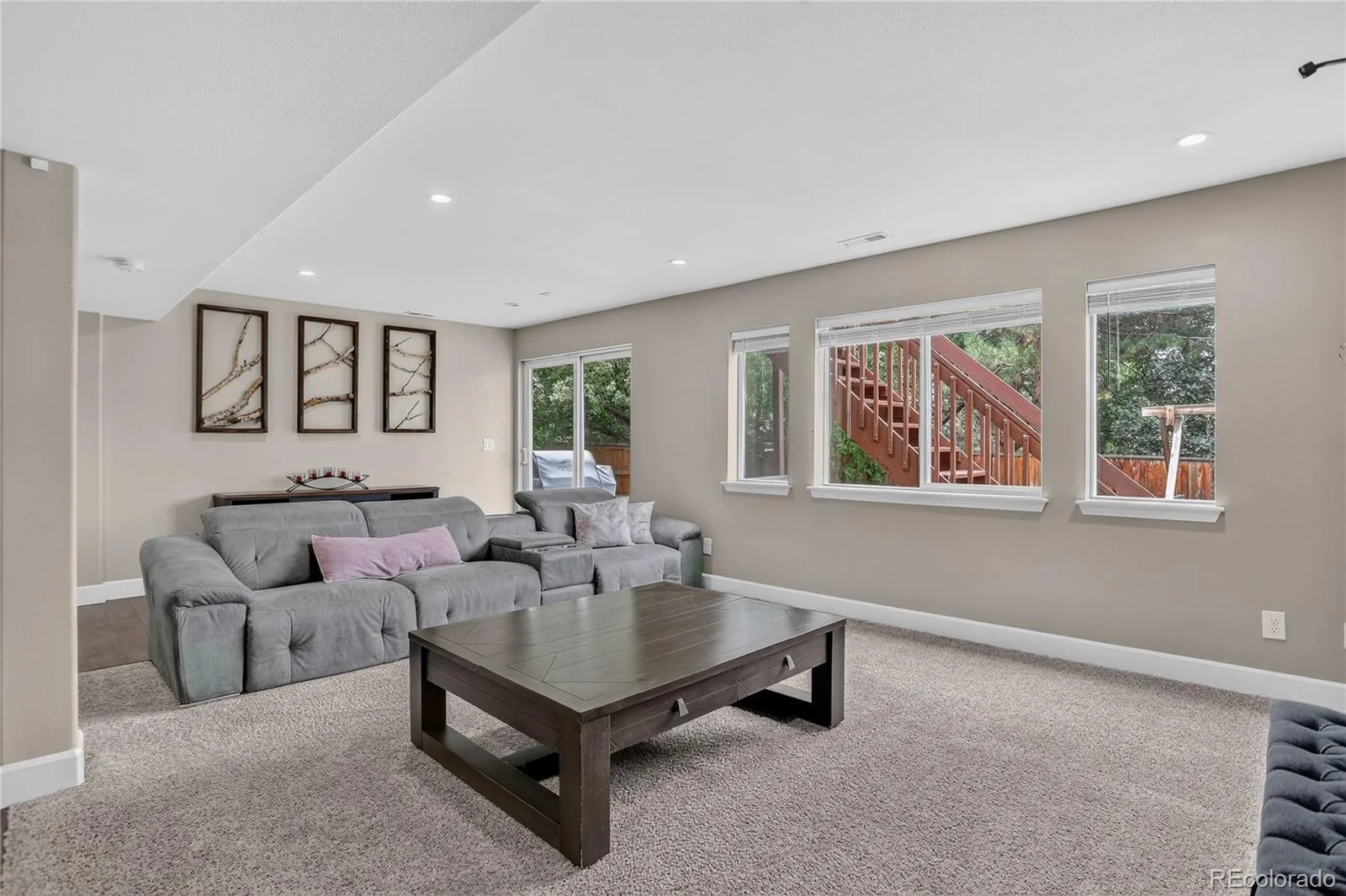 9576 High Cliffe Street Littleton CO 80129 MLS #REC5965603 07092026054543 1600 21