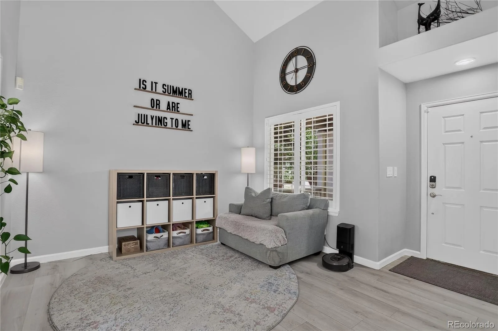 9576 High Cliffe Street Littleton CO 80129 MLS #REC5965603 07092026054543 1600 4