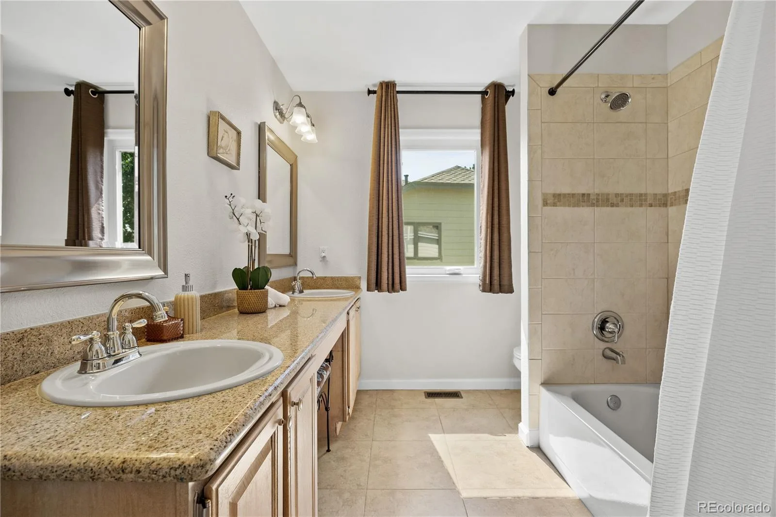 16248 E Belleview Drive Centennial CO 80015 | MLS #REC5966430 08062026233908 1600 28