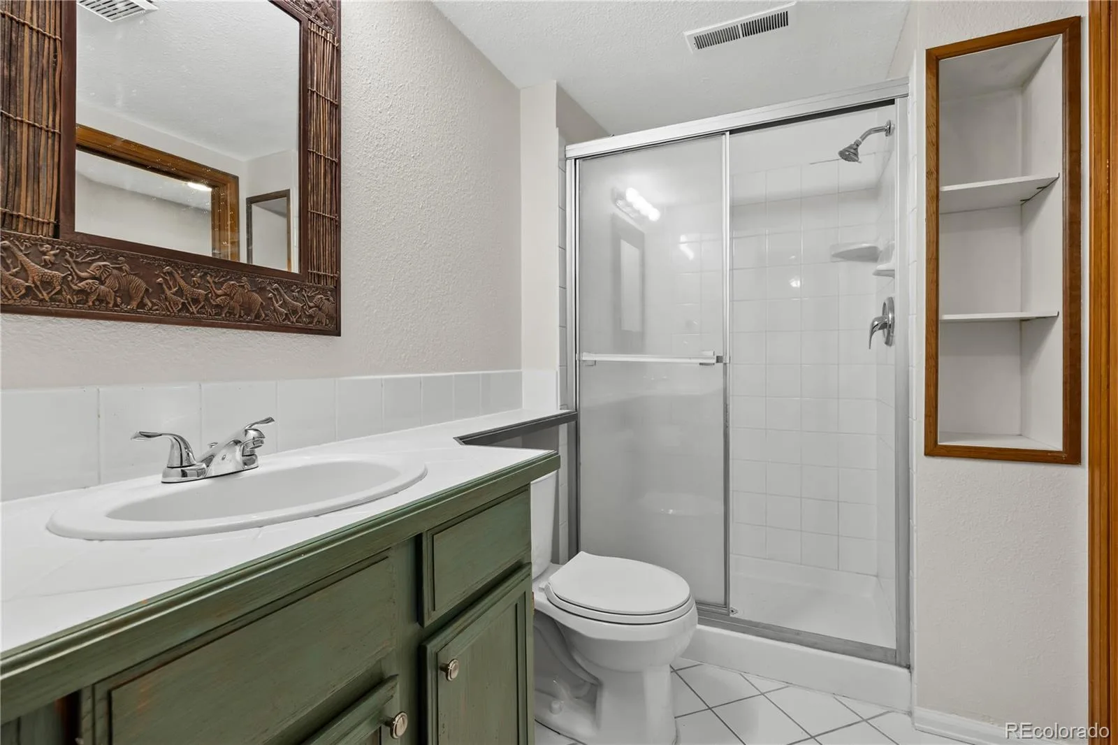 16248 E Belleview Drive Centennial CO 80015 | MLS #REC5966430 08062026233908 1600 32
