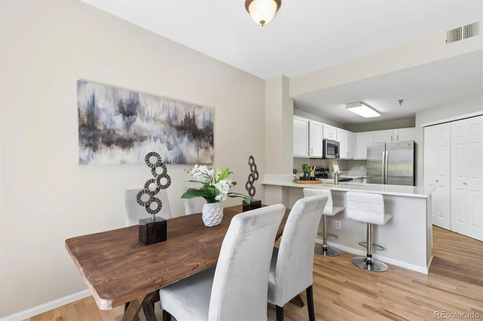2575 S SYRACUSE Way #F101 Denver CO 80231 MLS #REC5966433 03202026150444 1600 3