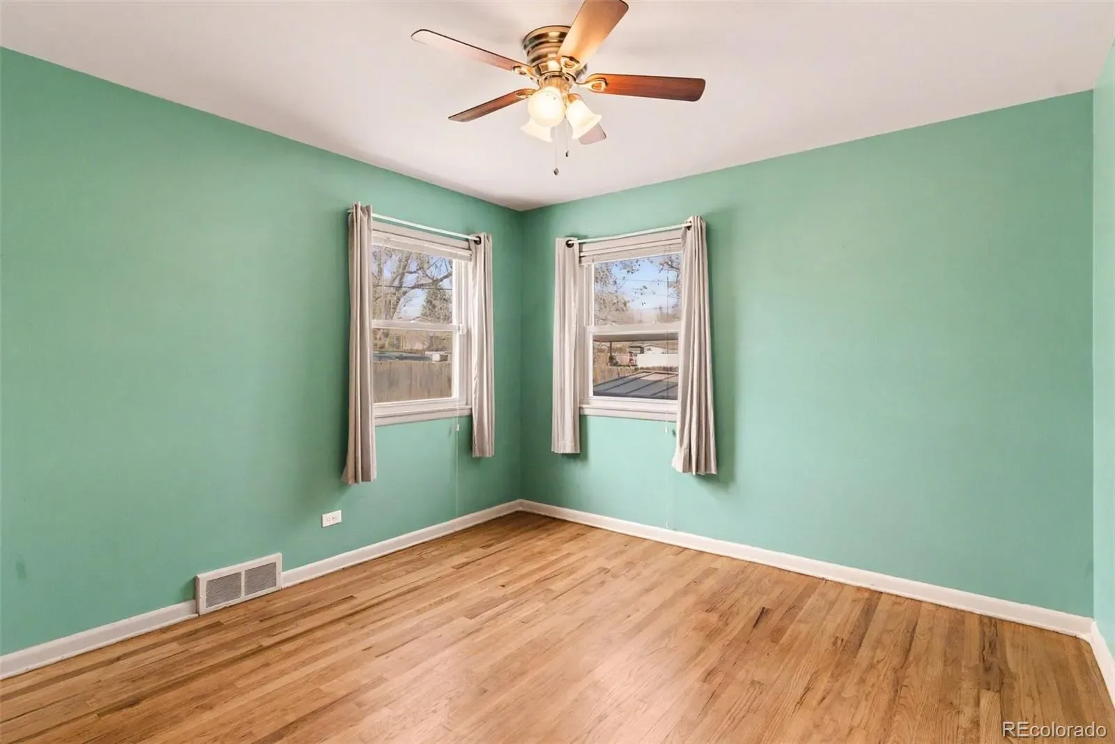 03252026191558 1600 10