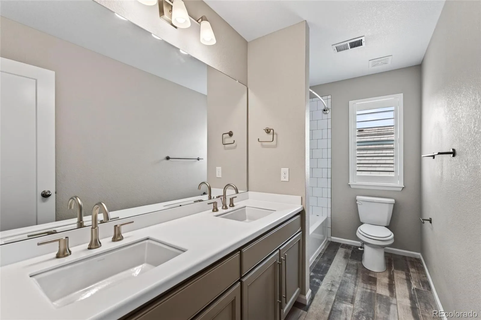 3423 Pacific Peak Drive Broomfield CO 80023 | MLS #REC5974014 07282026002801 1600 30