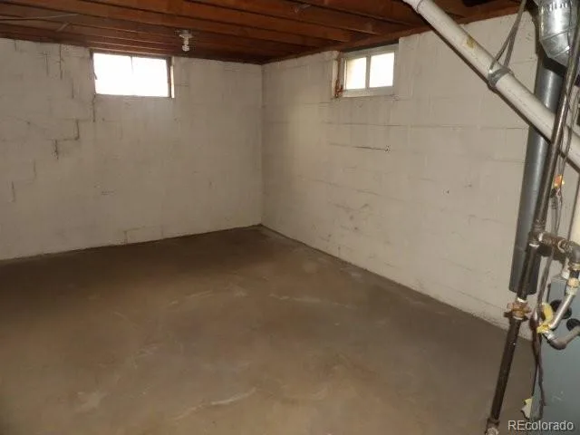 3015 Quebec Street Denver CO 80207 MLS #REC5975278 06132026142429 640 25