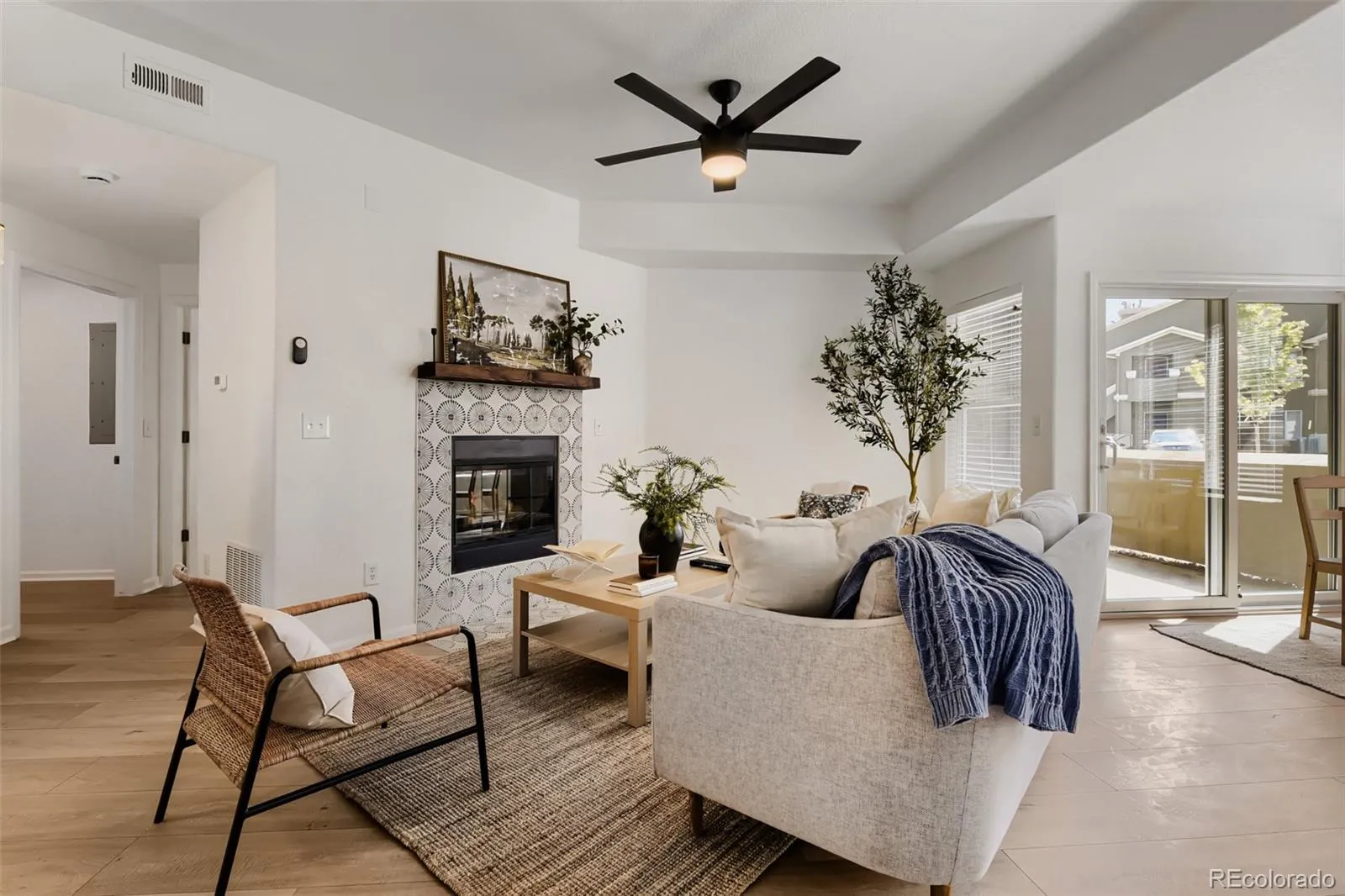 4799 Copeland Circle #101 Highlands Ranch CO 80126 | MLS #REC5975601 05052026224440 1600 1